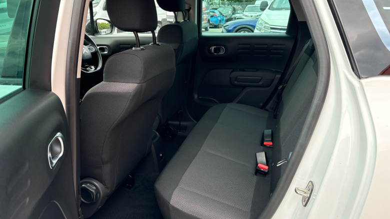 Citroen C3 Aircross 1.2 PureTech 110 Shine 5dr Petrol Hatchback